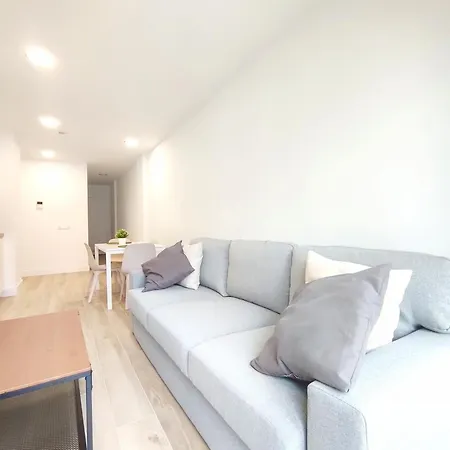 A83c Luxury By Wave Apartment *